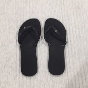 Black Skinny Strap Havaianas Sandals